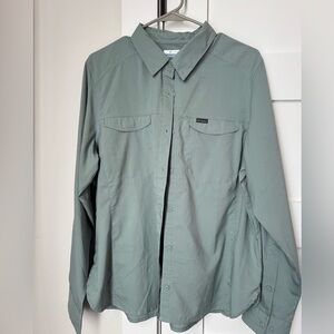 Women’s Columbia Omni Shade Long Sleeve Button Up XL
